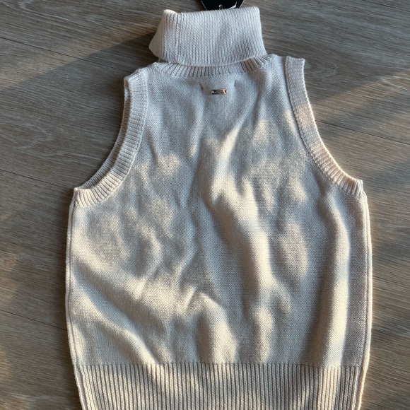 Armani Exchange Ivory Cable Knit Turtleneck - Picture 3 of 4
